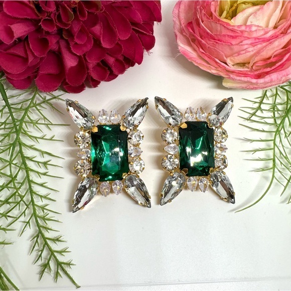 Saval Jewelry Jewelry - NEW⚜️ Emerald Statement Green Crystal Earrings